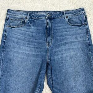 American Eagle Mom Jeans